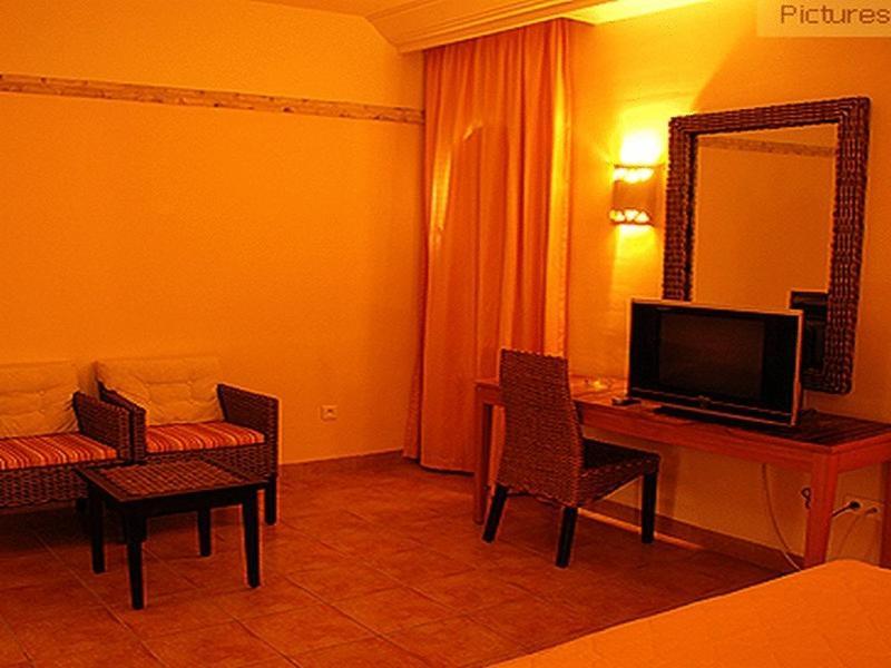 Sahara Douz Hotel Exterior photo