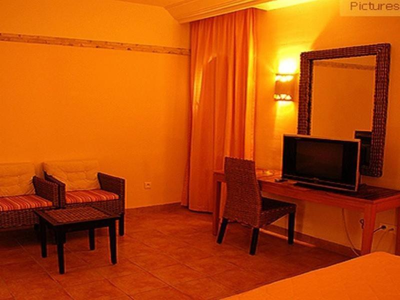 Sahara Douz Hotel Exterior photo